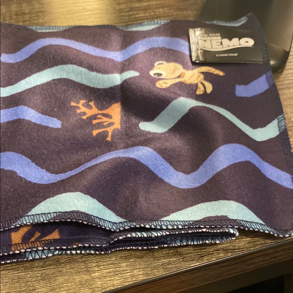 Disney Finding Nemo kids scarf - NWOT